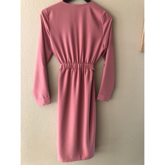 Button Down Midi Dress In Rose - Picture 4 of 4